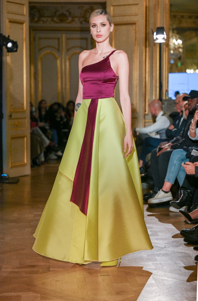 La robe Dahlia qui défile à la Fashion Week de Paris