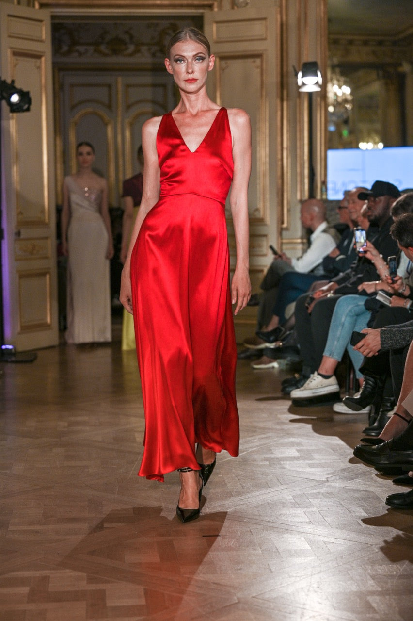 La robe Riviera qui défile à la Fashion Week de Paris